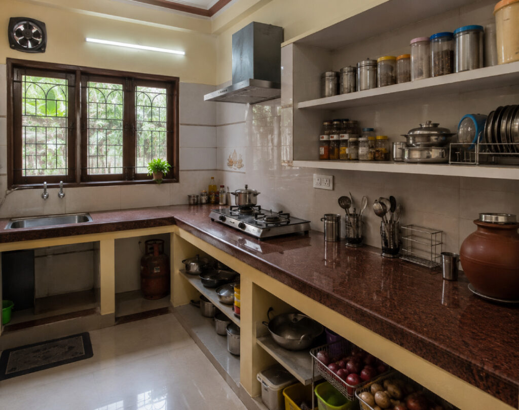 Traditional kitchen vs modular kitchen cost